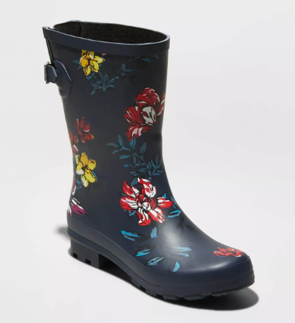 The 14 Cutest Women’s Rain Boots for Staying Dry All Season ...